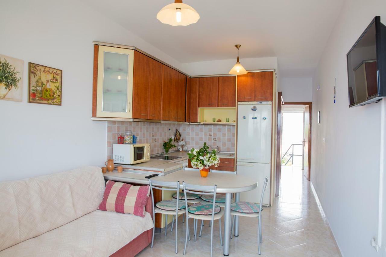 Chara'S Sea View House Appartement CCharaki Buitenkant foto