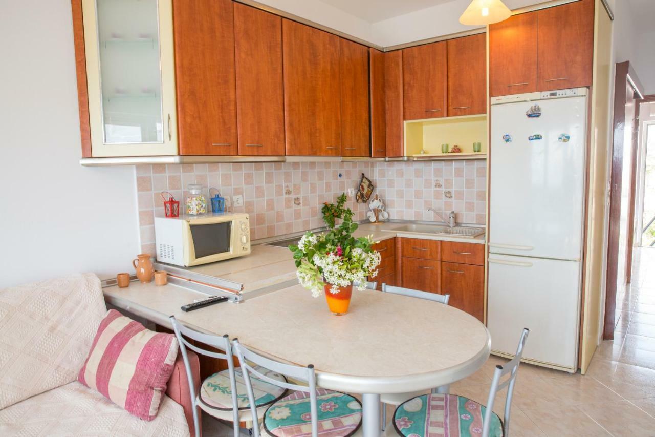 Chara'S Sea View House Appartement CCharaki Buitenkant foto